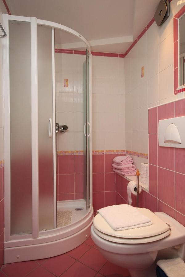 Apartments By The Sea Gradac, Makarska - 6661 กราดัซ ภายนอก รูปภาพ