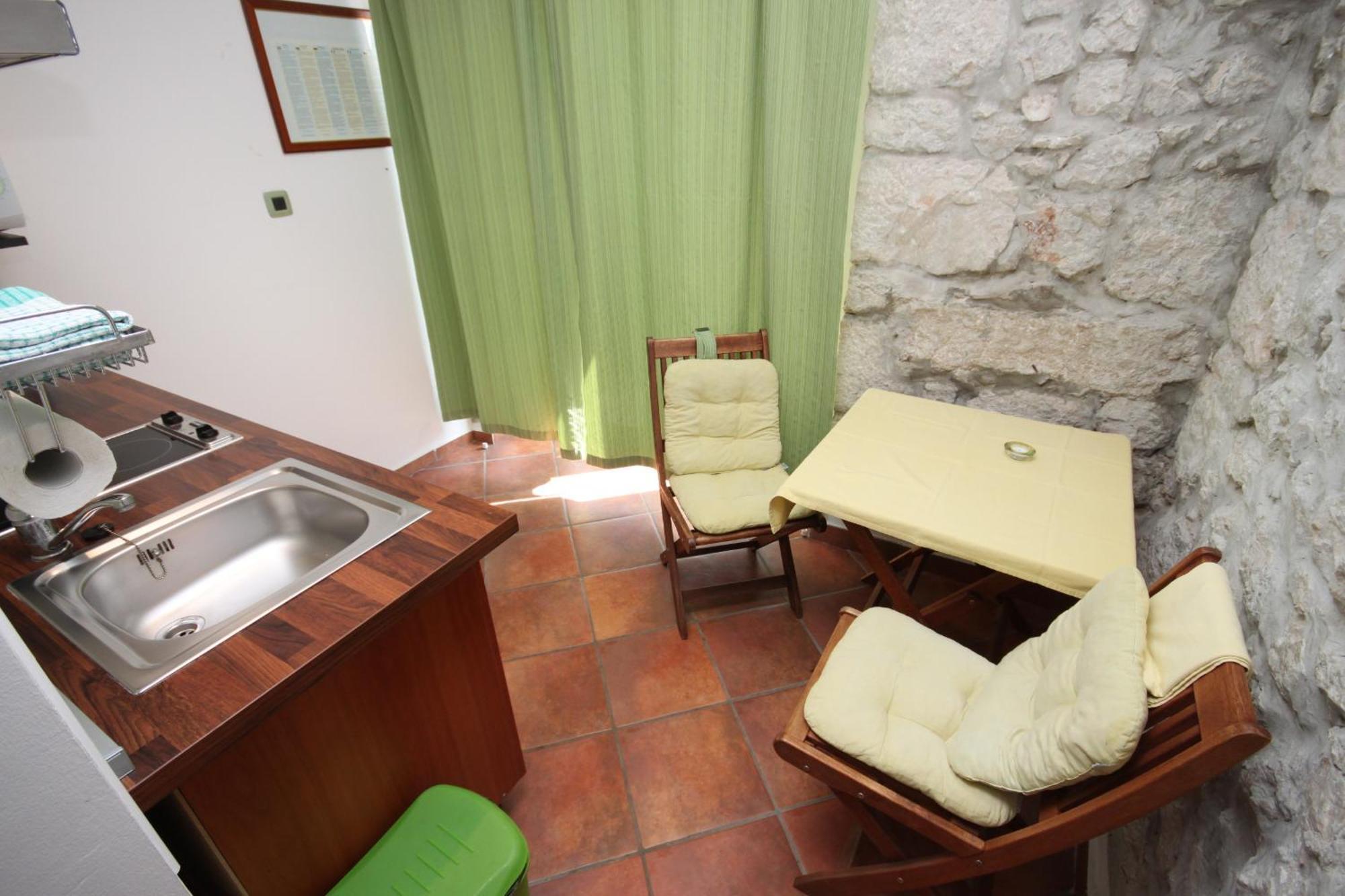 Apartments By The Sea Gradac, Makarska - 6661 กราดัซ ห้อง รูปภาพ
